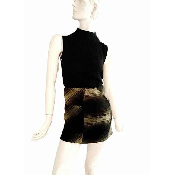 Vintage Plaid Miniskirt, Size 4, Green Wool Kensie Short Plaid Skirt - Picture 3 of 7